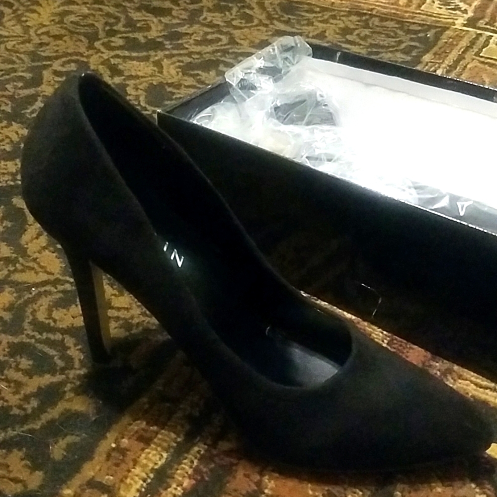 Point toe suede stiletto heels